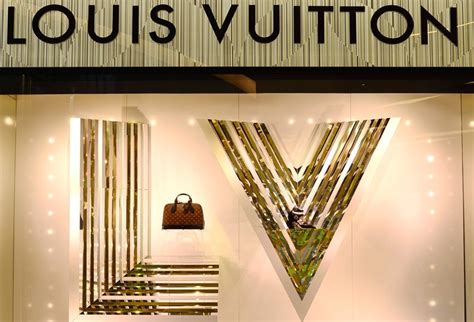 louis vuitton marktwert|louis vuitton top 100.